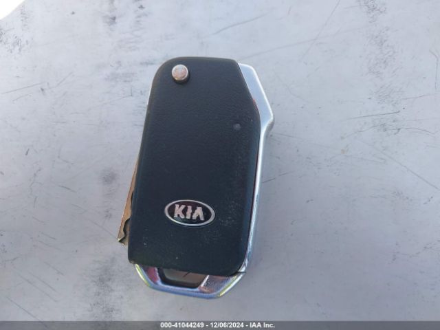 KNDJ23AU4L7014612 KIA SOUL LX