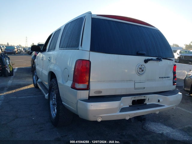 2006 CADILLAC ESCALADE 1GYEK63N86R124977 Photo 2