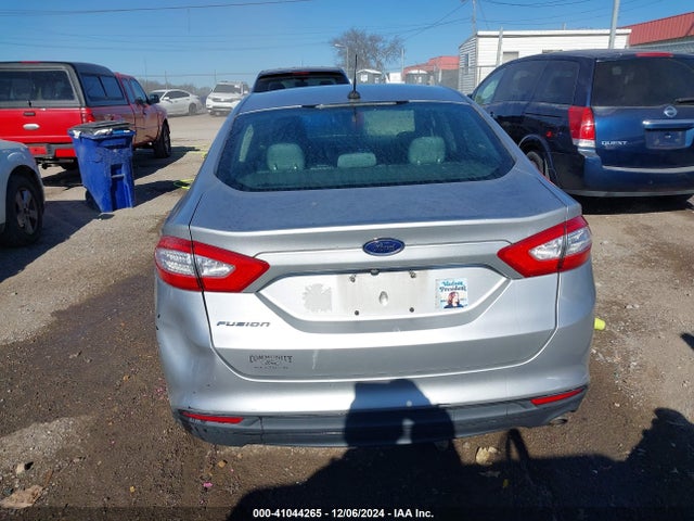 Ford FUSION S 2015 3FA6P0G70FR231424 Image 16