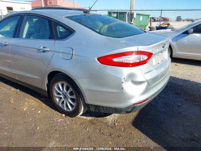 Ford FUSION S 2015 3FA6P0G70FR231424 Image 6
