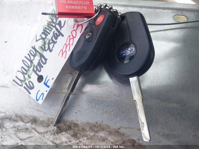 Ford ESCAPE S 2016 1FMCU0F73GUA09814 Image 11