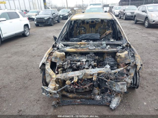 4T1B11HK3KU731157 Toyota CAMRY LE