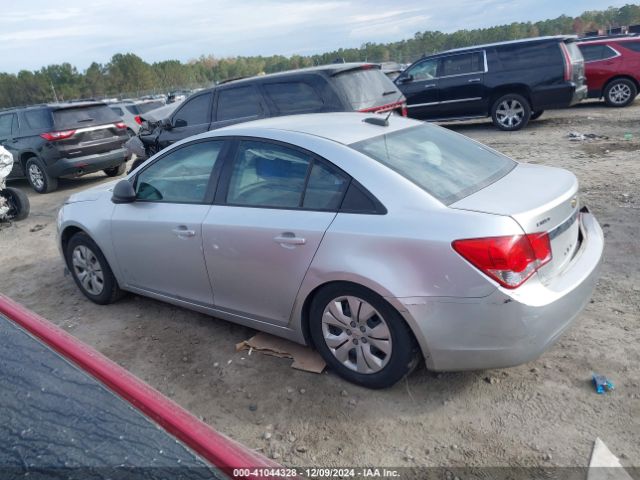 1G1PA5SH3F7153914 Chevrolet Cruze Ls Auto