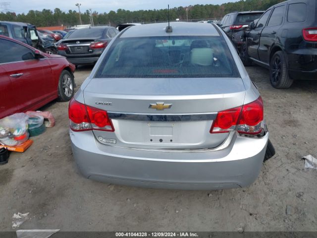 1G1PA5SH3F7153914 Chevrolet Cruze Ls Auto