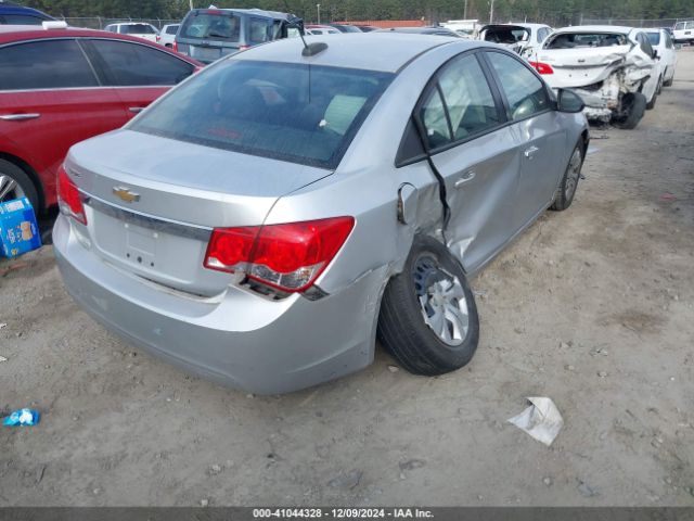 1G1PA5SH3F7153914 Chevrolet Cruze Ls Auto