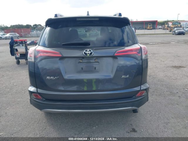 JTMWFREV7JD114489 Toyota Rav4 Adventure/xle