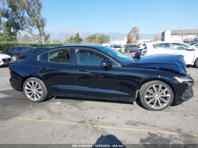 7JR102FKXKG003444 Volvo S60 T5 Momentum