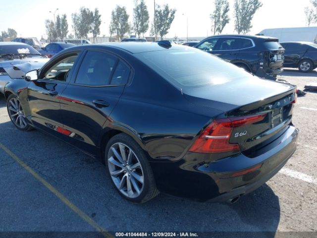 7JR102FKXKG003444 Volvo S60 T5 Momentum