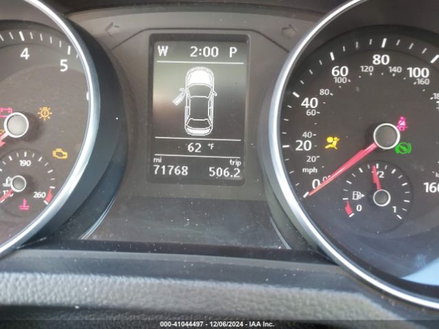 1VWBA7A35JC032267 Volkswagen Passat 2.0t Se