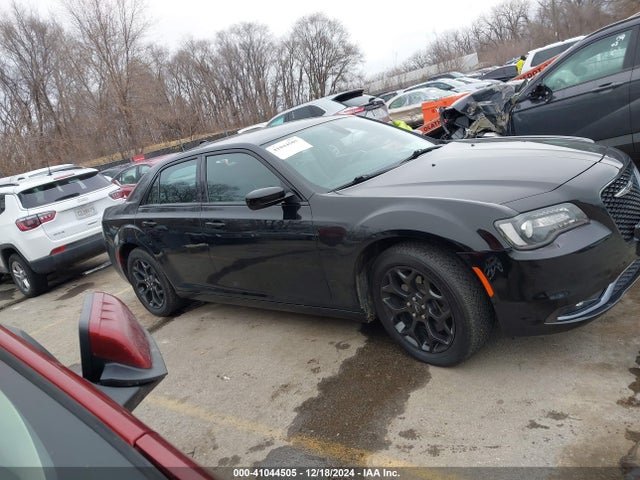 2C3CCAGGXKH566439 Chrysler 300 300s Awd