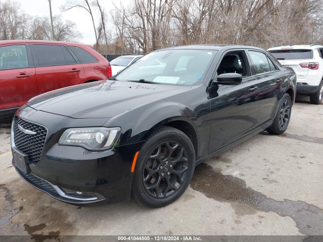 2C3CCAGGXKH566439 Chrysler 300 300s Awd