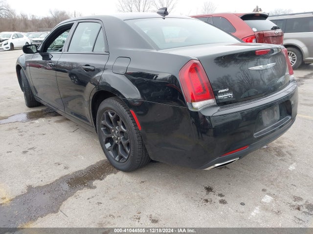 2C3CCAGGXKH566439 Chrysler 300 300s Awd