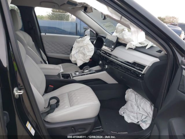 2023 MITSUBISHI OUTLANDER JA4J3VA89PZ010104 Photo 4