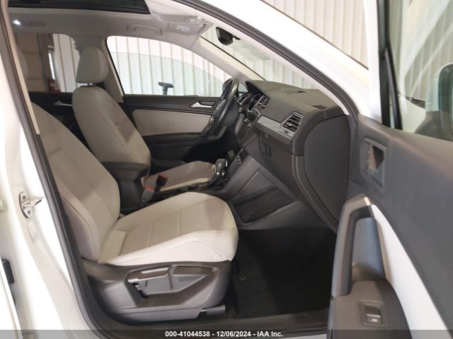 3VV2B7AX1KM171512 Volkswagen Tiguan 2.0t Se/2.0t Sel/2.0t Sel R-line/2.0t Sel R-line Black
