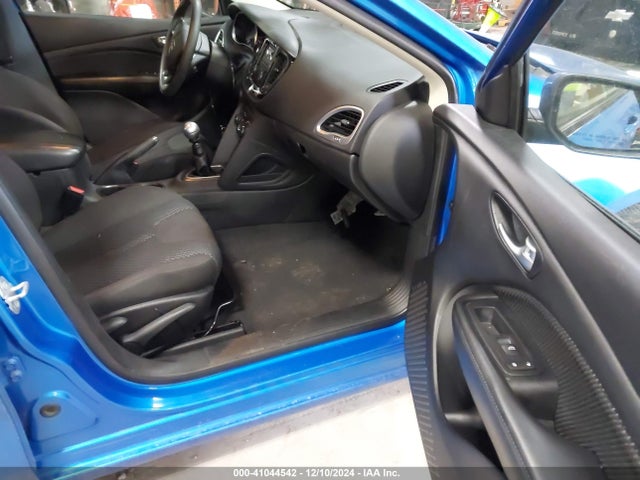 1C3CDFAA2GD585005 Dodge DART SE