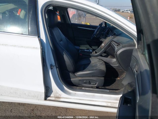 3FA6P0D9XJR124685 Ford Fusion Titanium