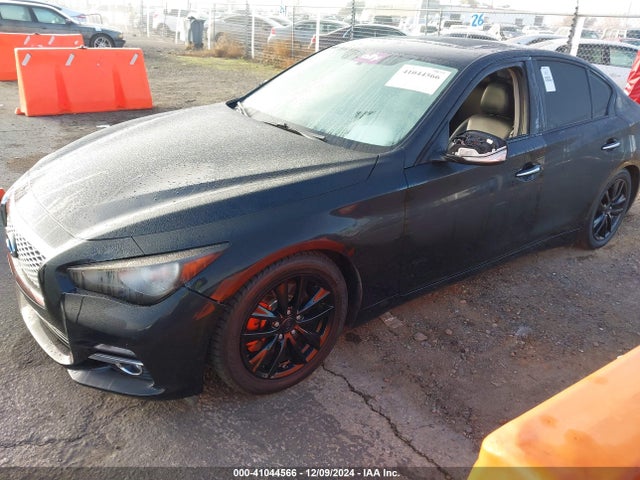 JN1CV7AP9HM640900 Infiniti Q50 2.0t Premium