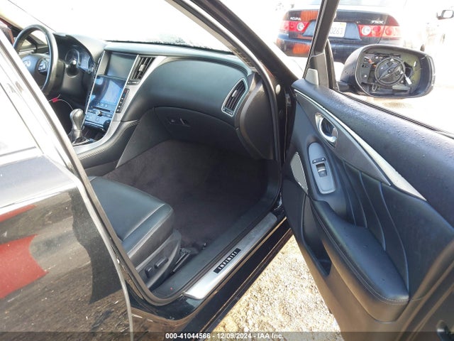 JN1CV7AP9HM640900 Infiniti Q50 2.0t Premium