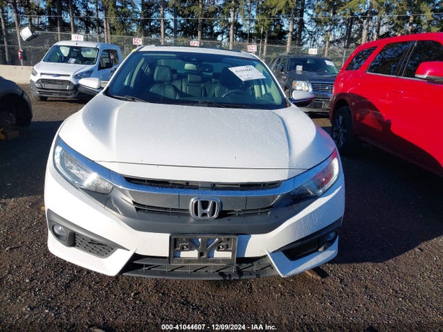 Honda Civic Touring 2017 2HGFC1F96HH652241 Image 12