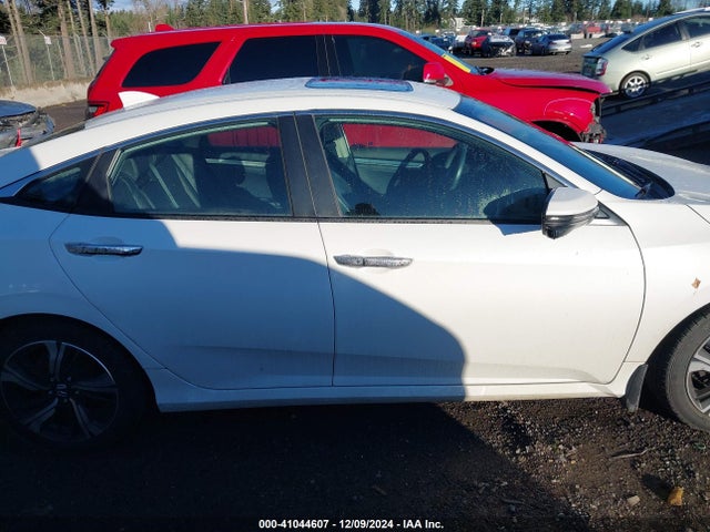 Honda Civic Touring 2017 2HGFC1F96HH652241 Image 13