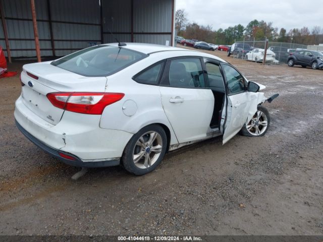 1FADP3F29EL163524 Ford FOCUS SE
