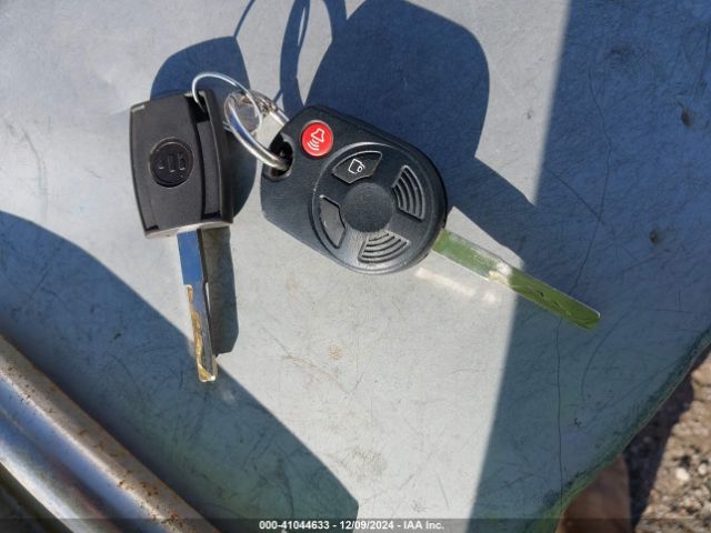 1FMCU0GX4GUB81803 Ford ESCAPE SE