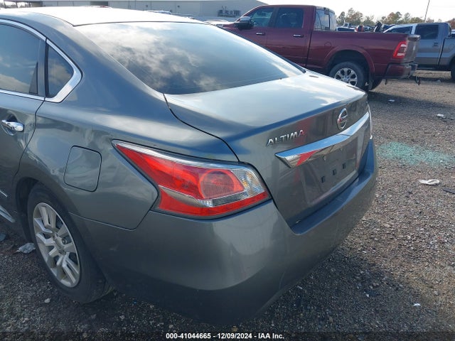 Nissan Altima 2.5 S 2015 1N4AL3AP1FC121481 Image 3