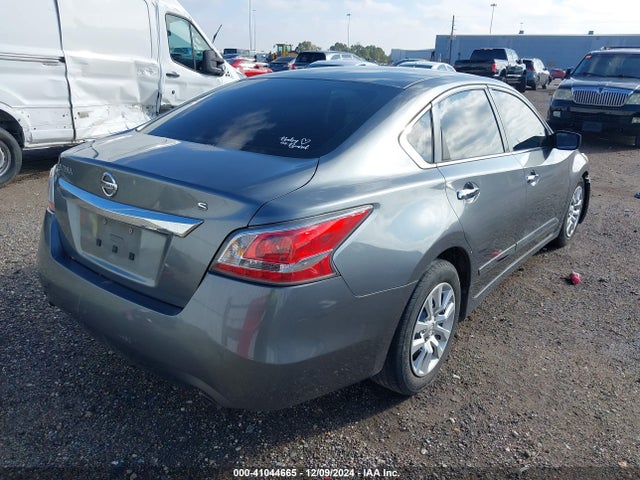 Nissan Altima 2.5 S 2015 1N4AL3AP1FC121481 Image 4