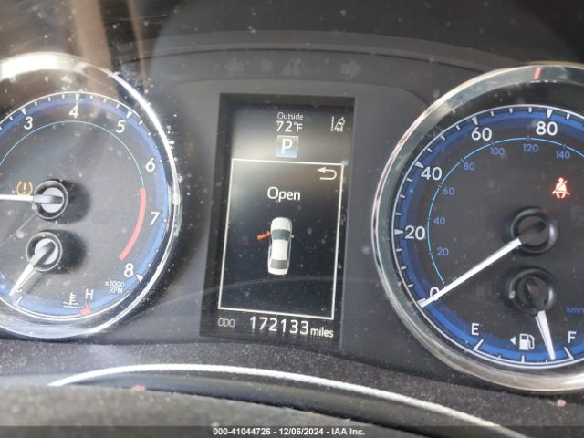 5YFBURHE1HP648319 Toyota COROLLA SE