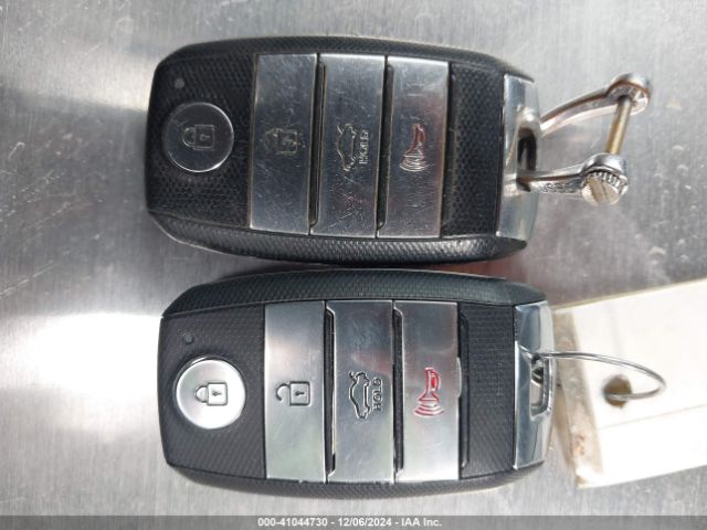 5XXGT4L11GG079222 KIA Optima Lx Turbo