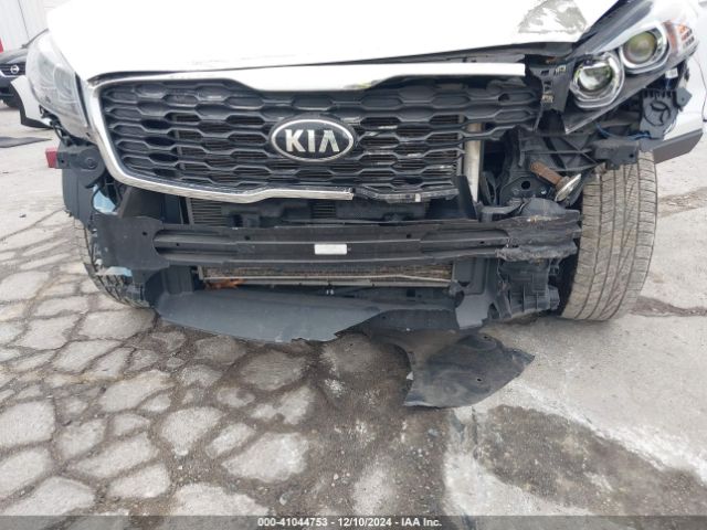 5XYPG4A39KG605903 KIA Sorento 2.4l L