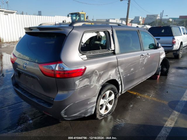 5TDKZ3DC4LS065536 Toyota SIENNA LE