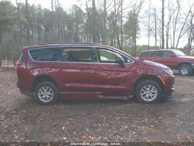 2C4RC1DG1MR556020 Chrysler Voyager Lxi