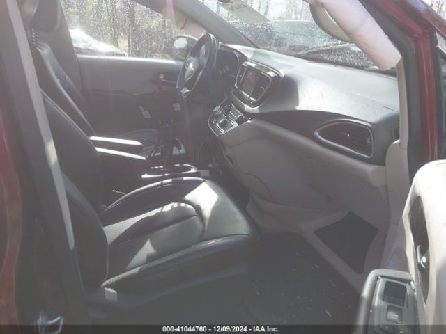 2C4RC1DG1MR556020 Chrysler Voyager Lxi