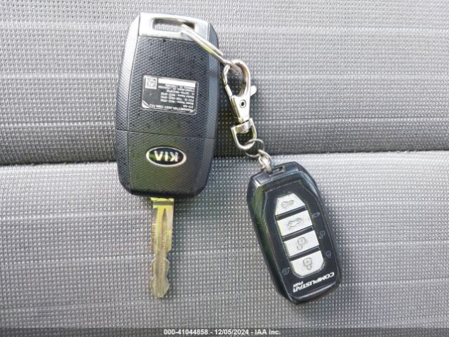 KNAFX5A86G5522780 KIA FORTE EX