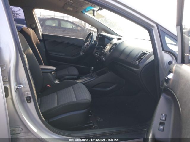 KNAFX5A86G5522780 KIA FORTE EX