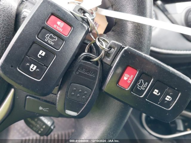 2T3DFREV8HW645978 Toyota Rav4 Limited/se/platinum