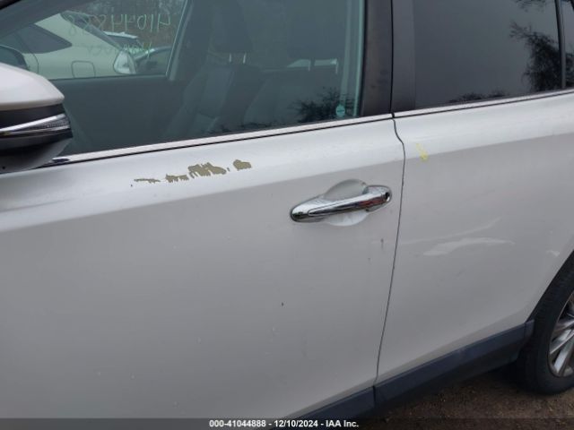 2T3DFREV8HW645978 Toyota Rav4 Limited/se/platinum