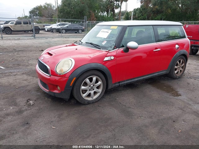 2010 MINI COOPER S CLUBMAN WMWMM3C58ATP75951 Photo 1