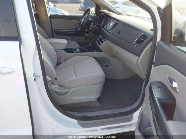 KNDMA5C17F6026276 KIA Sedona L