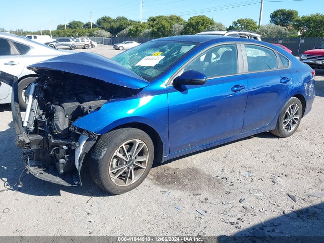KIA Forte Lxs 2023 3KPF24AD0PE510847 Image 2