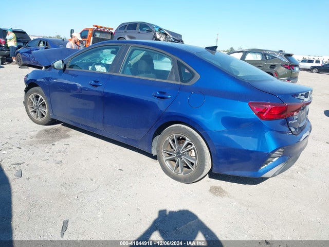 KIA Forte Lxs 2023 3KPF24AD0PE510847 Image 3