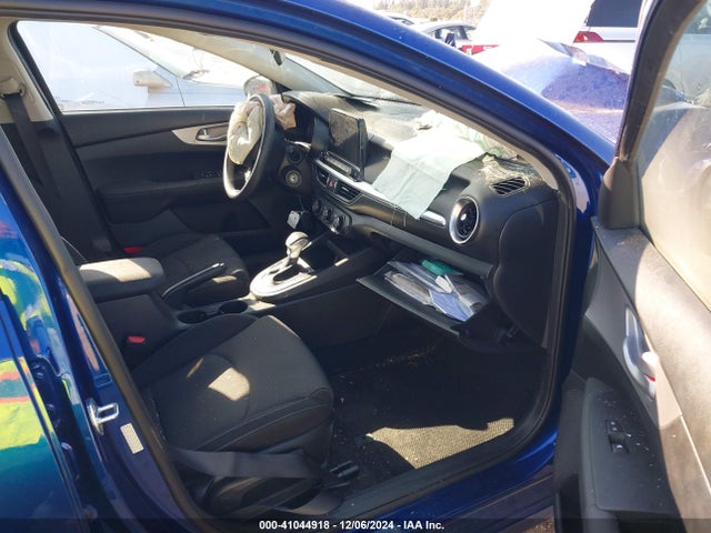 KIA Forte Lxs 2023 3KPF24AD0PE510847 Image 5
