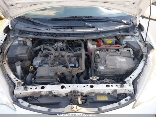 JTDKDTB36E1574951 Toyota Prius C One