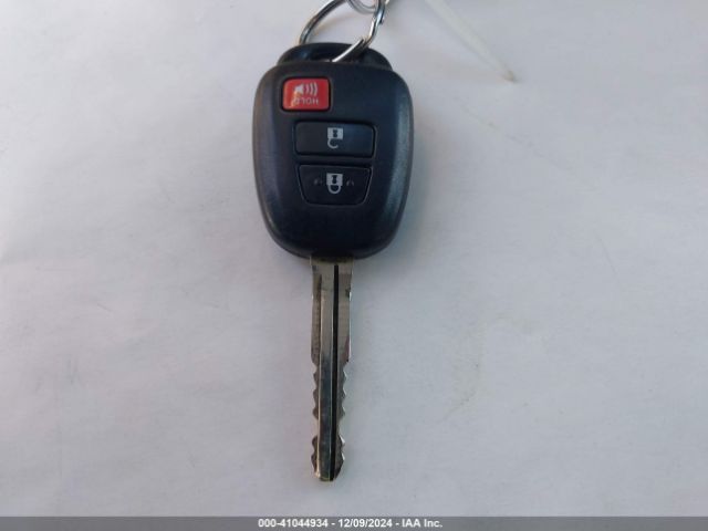 JTDKDTB36E1574951 Toyota Prius C One
