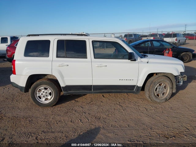 1C4NJPBA3HD150058 Jeep Patriot Sport Fwd