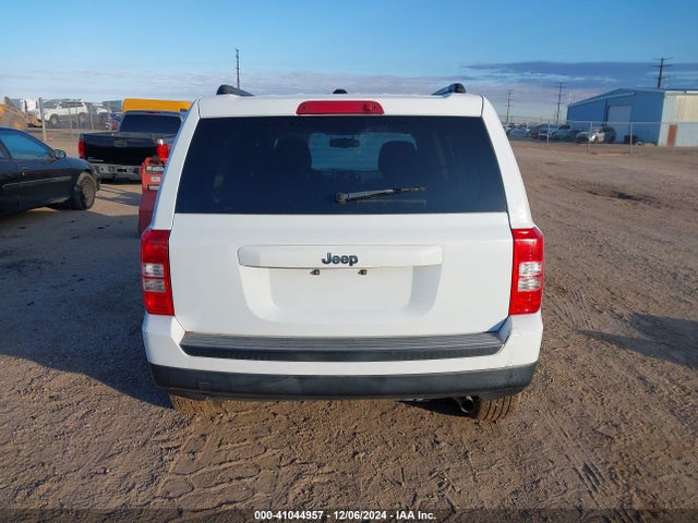 1C4NJPBA3HD150058 Jeep Patriot Sport Fwd