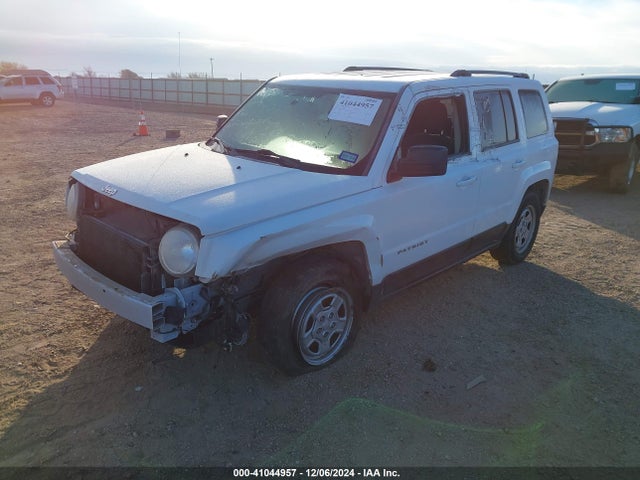 1C4NJPBA3HD150058 Jeep Patriot Sport Fwd