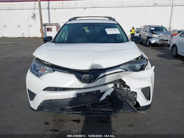 Toyota RAV4 LE 2017 2T3BFREV8HW540333 Image 12