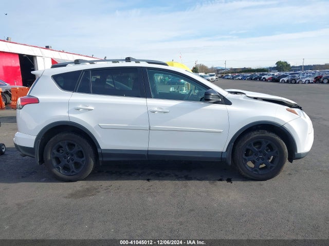 Toyota RAV4 LE 2017 2T3BFREV8HW540333 Image 13